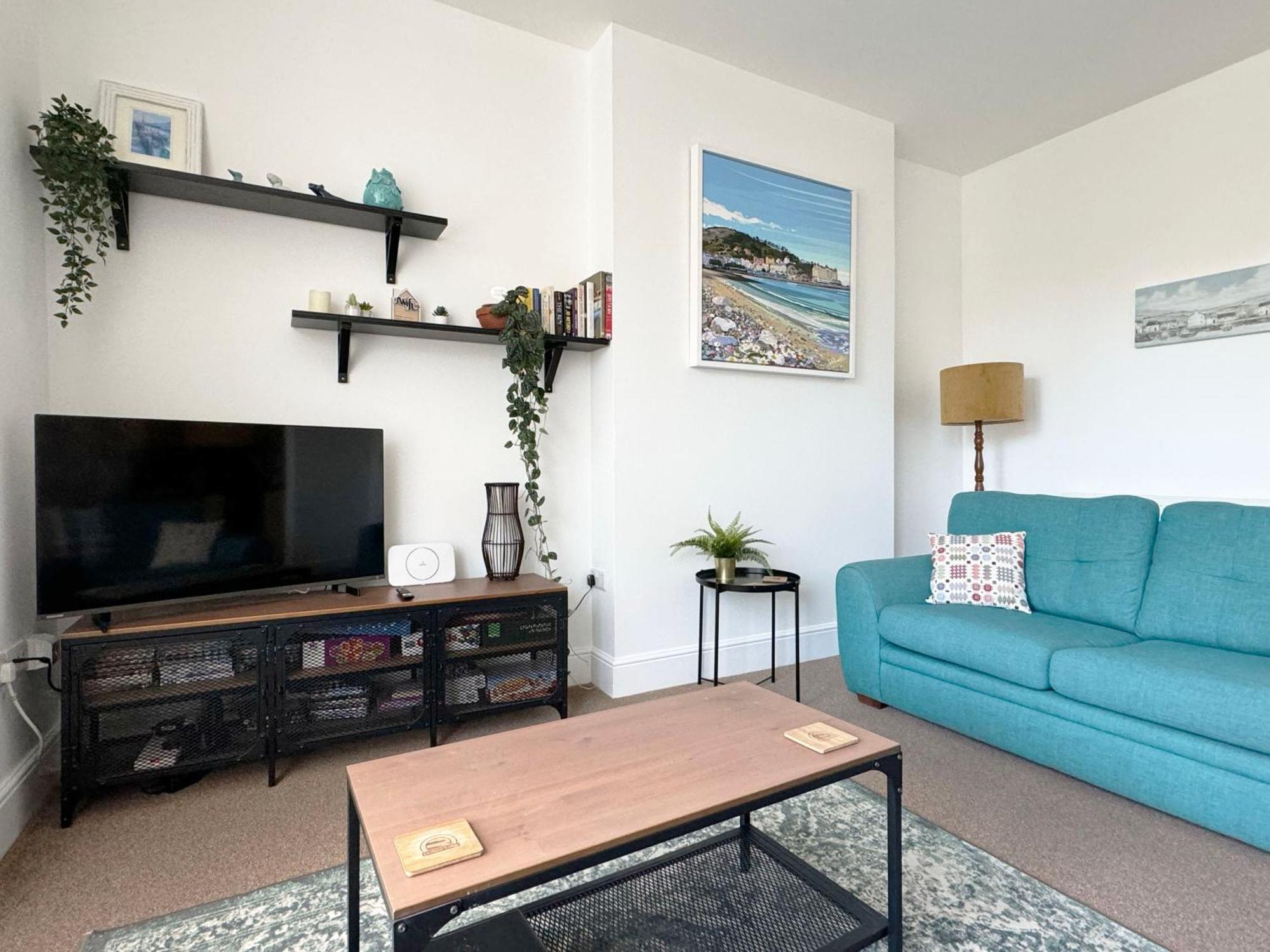 Private Parking, Central Llandudno, King Bed With Ensuite At Clement Lodge Esterno foto