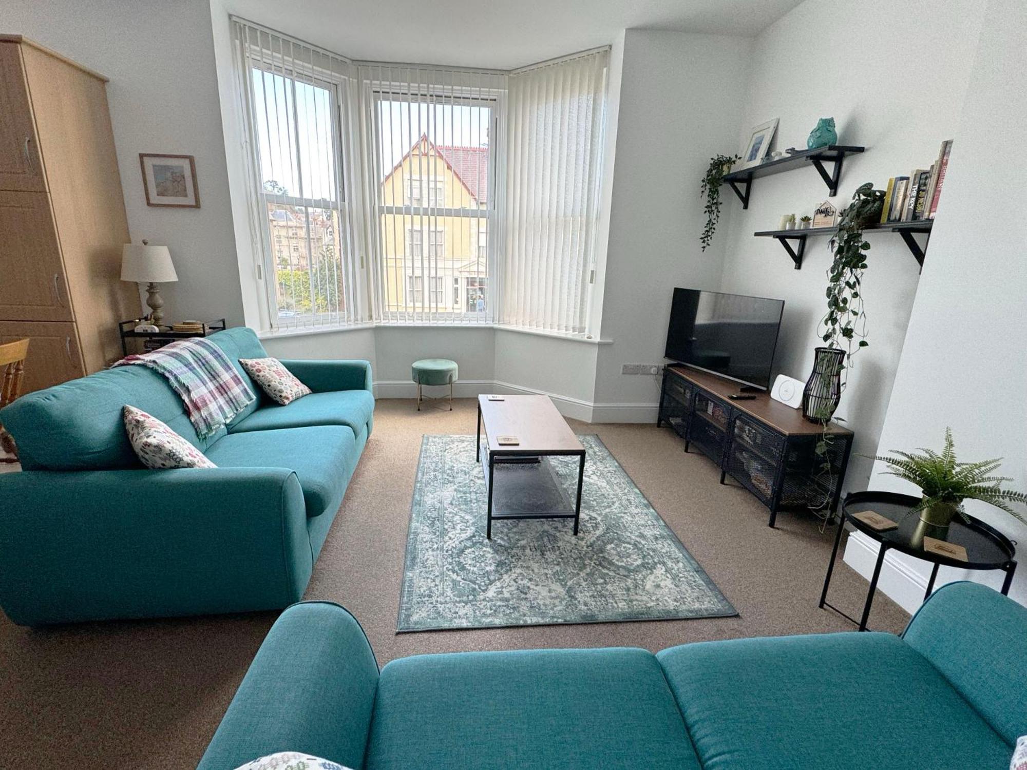 Private Parking, Central Llandudno, King Bed With Ensuite At Clement Lodge Esterno foto