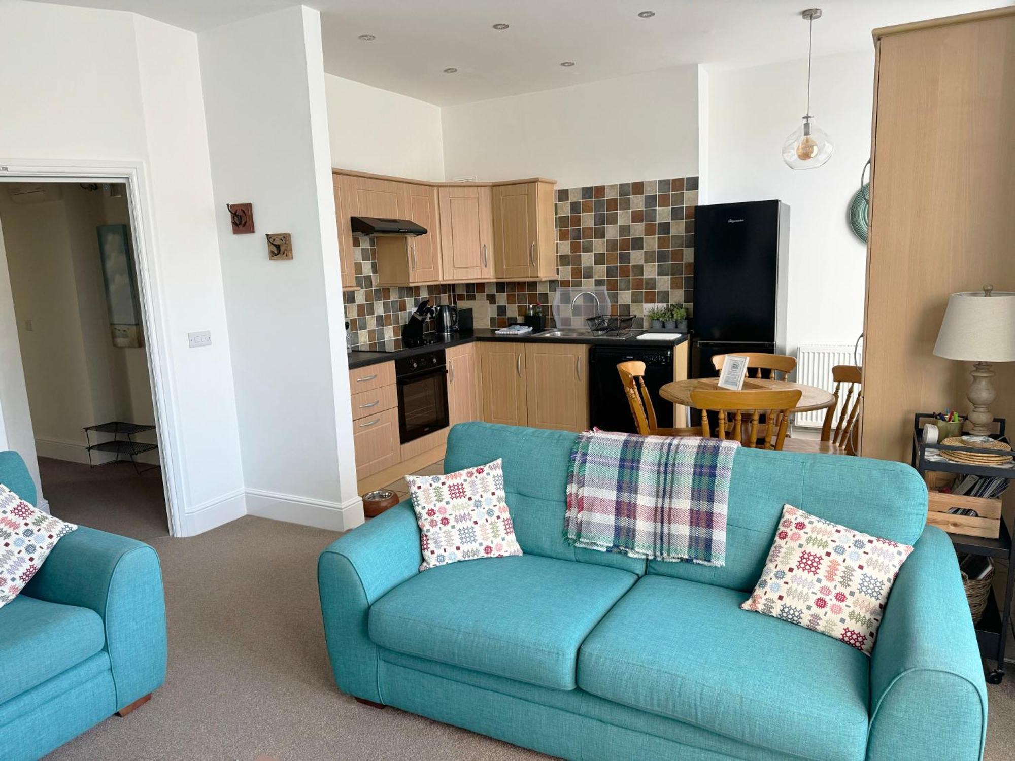 Private Parking, Central Llandudno, King Bed With Ensuite At Clement Lodge Esterno foto