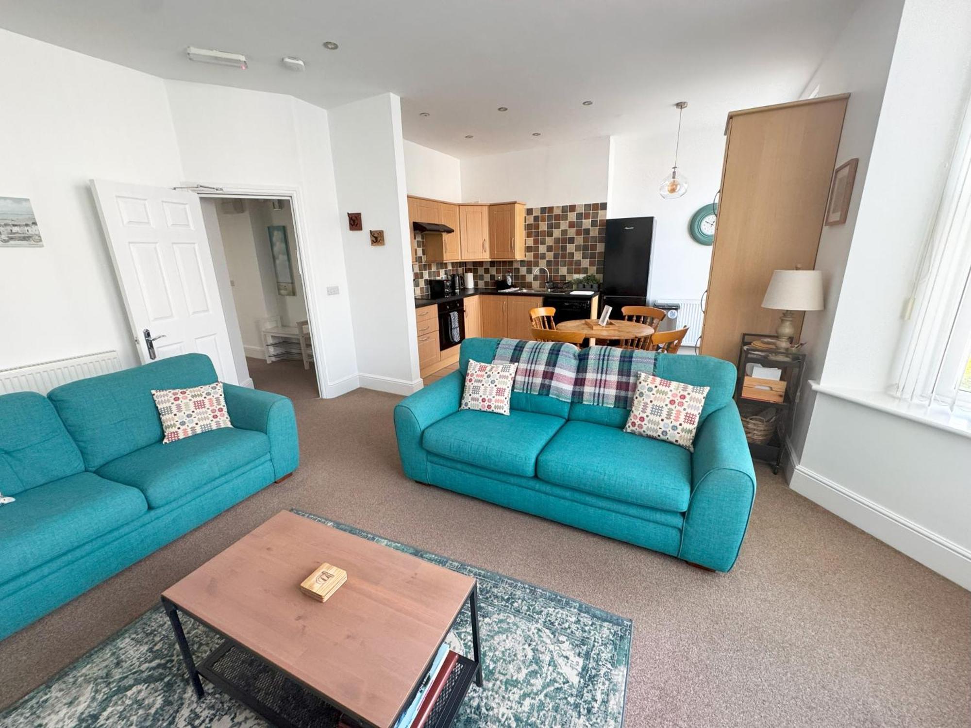 Private Parking, Central Llandudno, King Bed With Ensuite At Clement Lodge Esterno foto